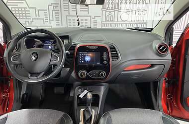 Внедорожник / Кроссовер Renault Captur 2018 в Киеве