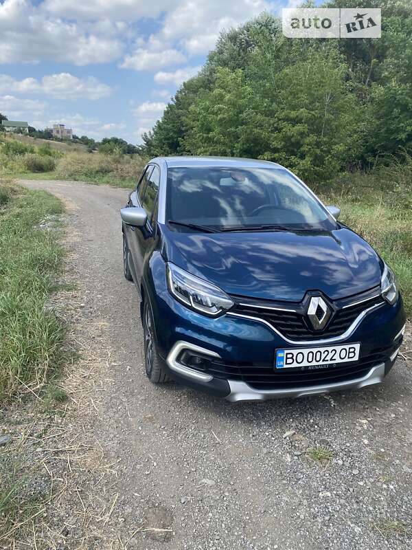 Внедорожник / Кроссовер Renault Captur 2017 в Тернополе