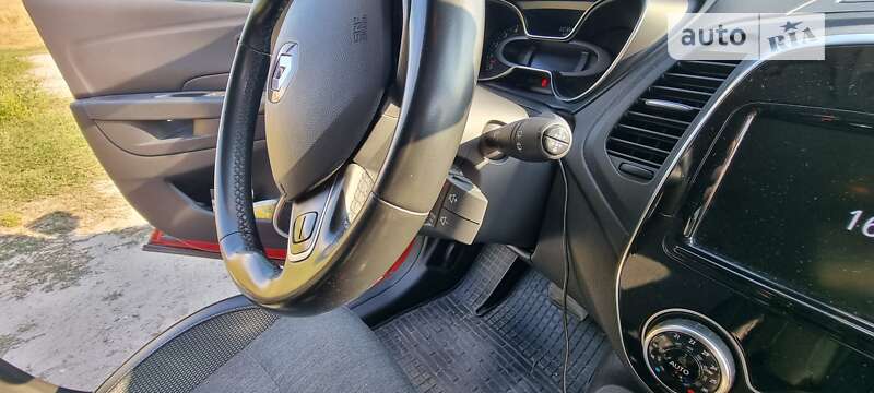 Внедорожник / Кроссовер Renault Captur 2018 в Запорожье