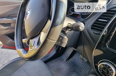 Внедорожник / Кроссовер Renault Captur 2018 в  фото 20 Внедорожник / Кроссовер Renault Captur 2018 в
