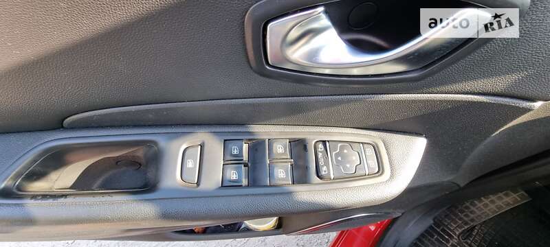 Внедорожник / Кроссовер Renault Captur 2018 в Запорожье