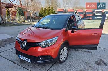 Внедорожник / Кроссовер Renault Captur 2016 в Ужгороде