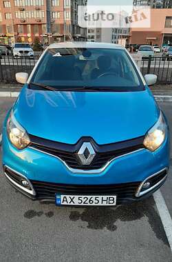 Позашляховик / Кросовер Renault Captur 2015 в Києві