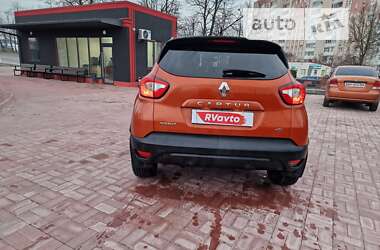 Позашляховик / Кросовер Renault Captur 2016 в Рівному