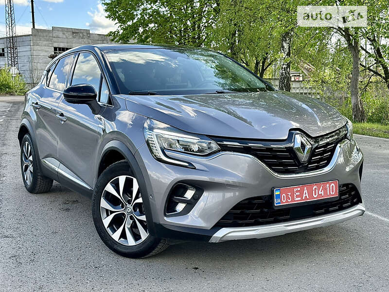 Внедорожник / Кроссовер Renault Captur 2020 в Ивано-Франковске