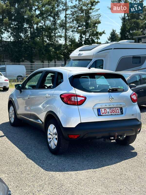 Позашляховик / Кросовер Renault Captur 2014 в Снятині фото 4 Позашляховик / Кросовер Renault Captur 2014 в Снятині