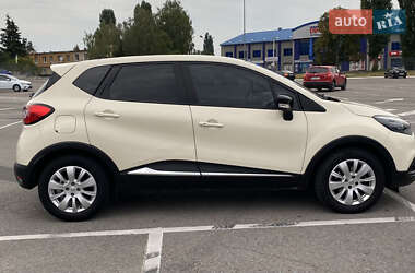 Внедорожник / Кроссовер Renault Captur 2015 в 