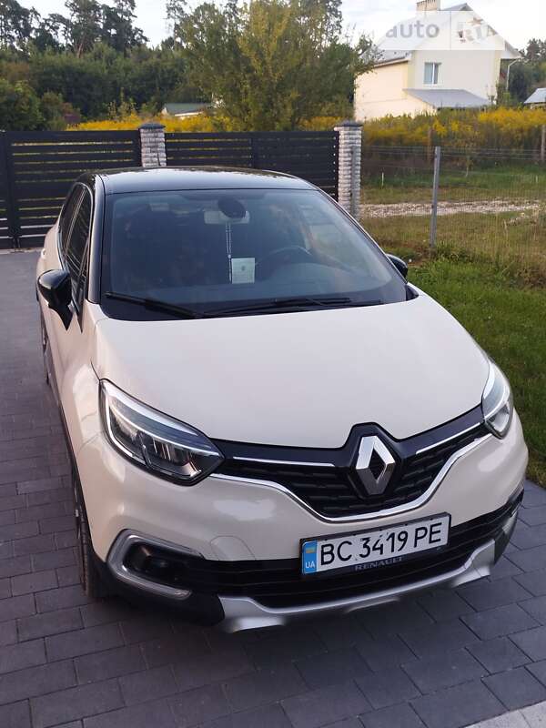 Позашляховик / Кросовер Renault Captur 2017 в Бродах