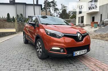 Позашляховик / Кросовер Renault Captur 2016 в Львові