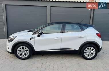 Позашляховик / Кросовер Renault Captur 2021 в 