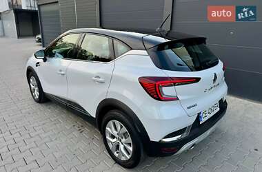 Позашляховик / Кросовер Renault Captur 2021 в 