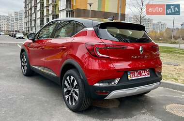 Внедорожник / Кроссовер Renault Captur 2023 в Чернигове