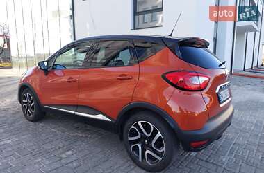 Внедорожник / Кроссовер Renault Captur 2015 в 