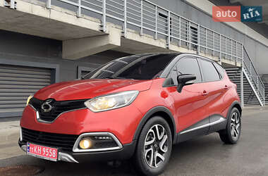 Внедорожник / Кроссовер Renault Captur 2015 в Киеве