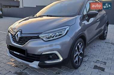 Позашляховик / Кросовер Renault Captur 2019 в Чернівцях