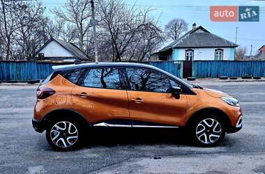 Позашляховик / Кросовер Renault Captur 2017 в Борисполі