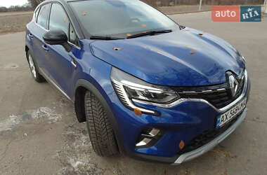Внедорожник / Кроссовер Renault Captur 2021 в Полтаве
