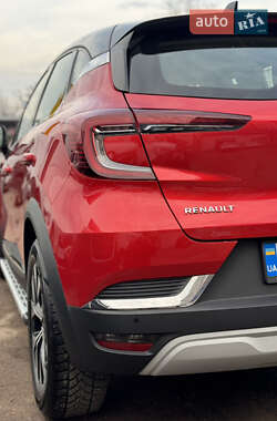 Внедорожник / Кроссовер Renault Captur 2023 в 