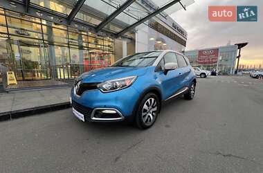 Внедорожник / Кроссовер Renault Captur 2015 в Киеве