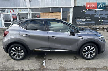 Внедорожник / Кроссовер Renault Captur 2020 в 