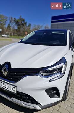 Внедорожник / Кроссовер Renault Captur 2021 в 