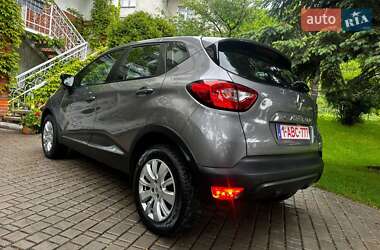 Внедорожник / Кроссовер Renault Captur 2016 в 