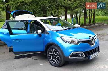 Позашляховик / Кросовер Renault Captur 2014 в Жовкві