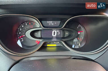 Позашляховик / Кросовер Renault Captur 2018 в 