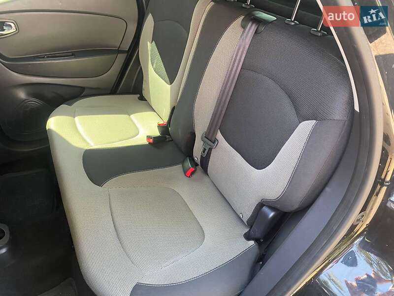 Внедорожник / Кроссовер Renault Captur 2015 в Черкассах