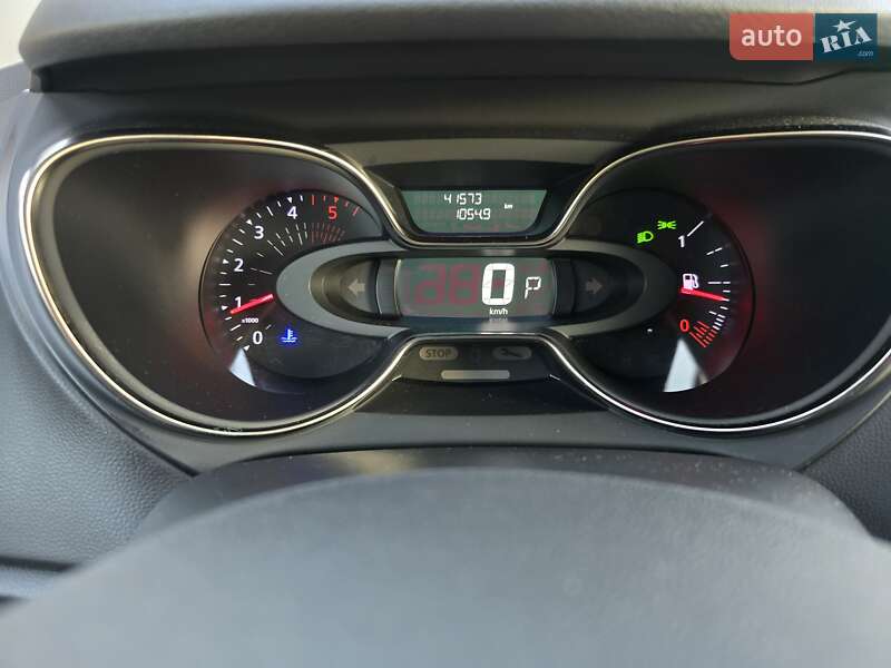 Внедорожник / Кроссовер Renault Captur 2019 в Киеве