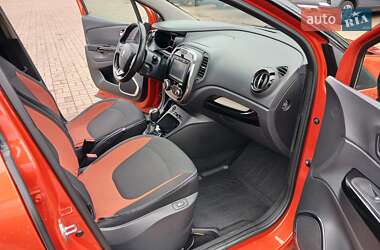 Внедорожник / Кроссовер Renault Captur 2016 в 