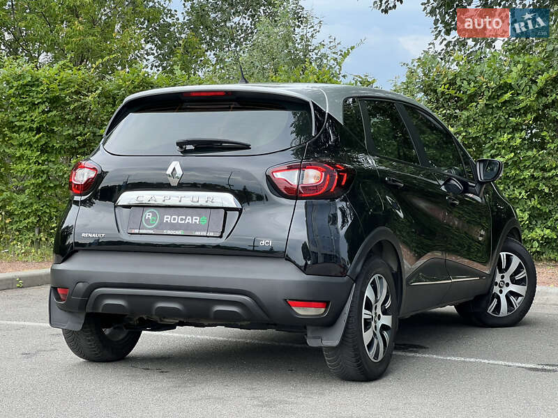 Внедорожник / Кроссовер Renault Captur 2019 в Киеве