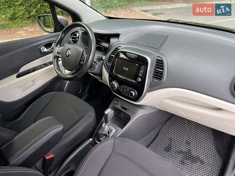 Внедорожник / Кроссовер Renault Captur 2019 в Киеве