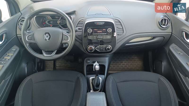 Внедорожник / Кроссовер Renault Captur 2019 в Киеве