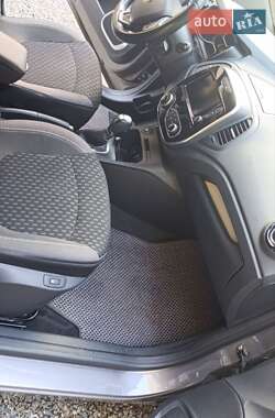 Внедорожник / Кроссовер Renault Captur 2019 в 