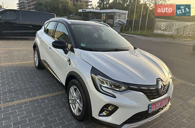 Внедорожник / Кроссовер Renault Captur 2020 в 