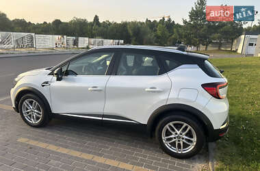 Внедорожник / Кроссовер Renault Captur 2020 в 