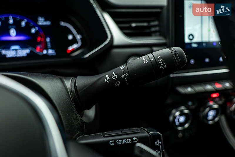Внедорожник / Кроссовер Renault Captur 2021 в Киеве