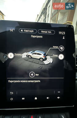 Внедорожник / Кроссовер Renault Captur 2020 в 