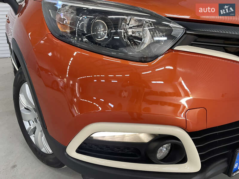 Внедорожник / Кроссовер Renault Captur 2016 в Стрые