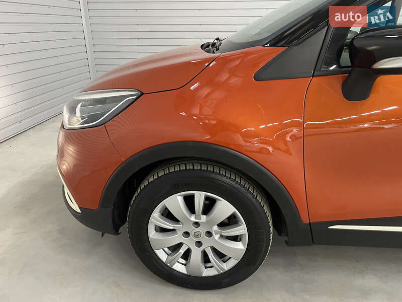 Внедорожник / Кроссовер Renault Captur 2016 в Стрые
