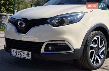Внедорожник / Кроссовер Renault Captur 2015 в 