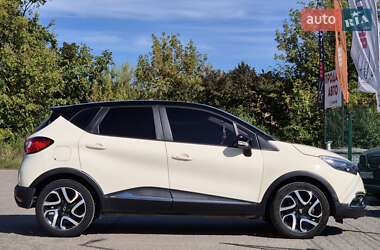 Внедорожник / Кроссовер Renault Captur 2015 в 