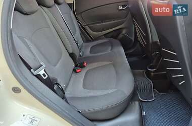 Внедорожник / Кроссовер Renault Captur 2015 в 