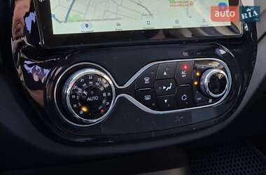 Внедорожник / Кроссовер Renault Captur 2015 в 
