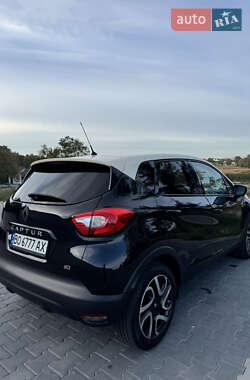Позашляховик / Кросовер Renault Captur 2014 в Тернополі