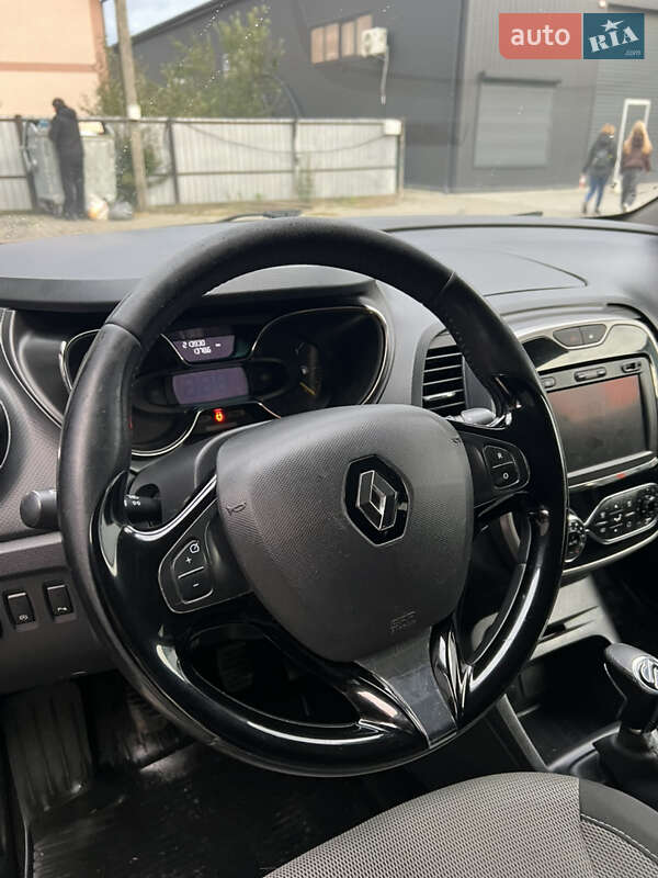 Внедорожник / Кроссовер Renault Captur 2014 в Млинове фото 16 Внедорожник / Кроссовер Renault Captur 2014 в Млинове