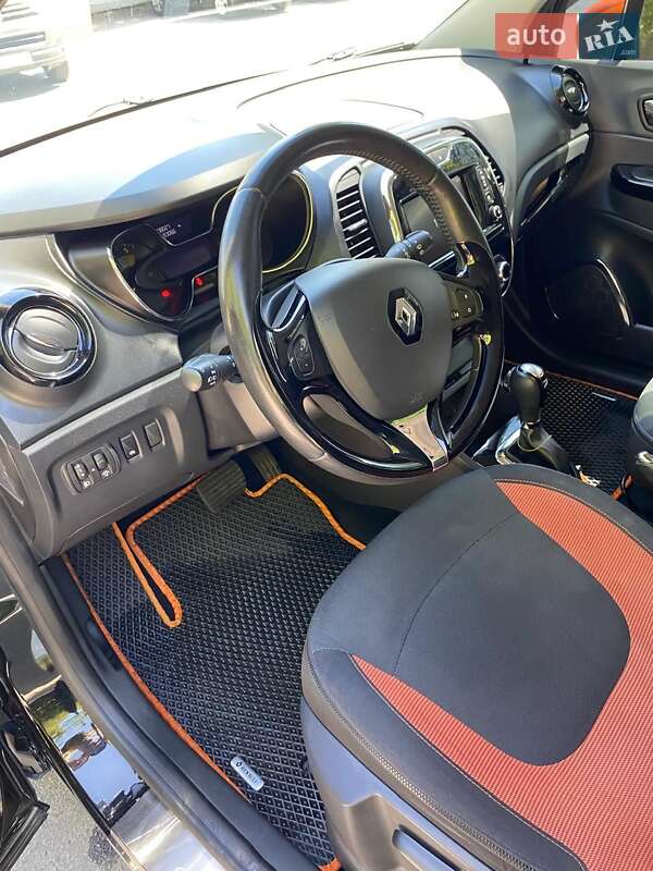 Внедорожник / Кроссовер Renault Captur 2015 в Горишних Плавнях
