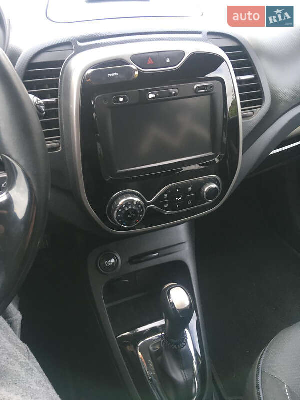 Внедорожник / Кроссовер Renault Captur 2015 в Белгороде-Днестровском
