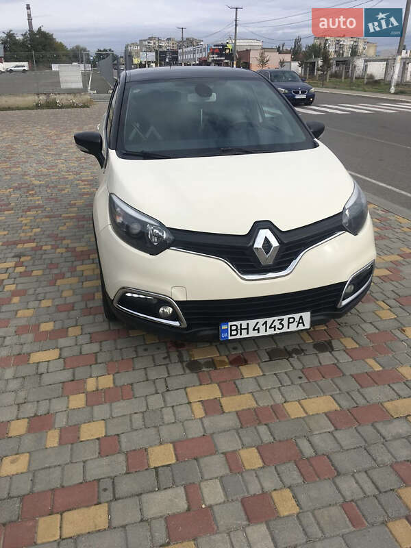 Внедорожник / Кроссовер Renault Captur 2015 в Белгороде-Днестровском